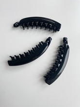 Lade das Bild in den Galerie-Viewer, Hairclaw „Banana“