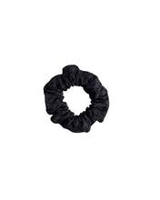 Lade das Bild in den Galerie-Viewer, Scrunchie „Miss Sporty“