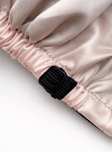 Lade das Bild in den Galerie-Viewer, Satin Bonnet "Claire"