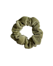 Lade das Bild in den Galerie-Viewer, Samt Scrunchie „Sofie“
