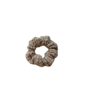 Lade das Bild in den Galerie-Viewer, Scrunchie „Teddy“
