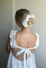 Lade das Bild in den Galerie-Viewer, Limitiert edition Scrunchie „Sophia“
