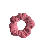 Lade das Bild in den Galerie-Viewer, Samt Scrunchie „Sofie“
