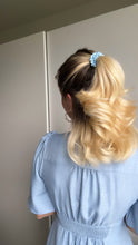Lade das Bild in den Galerie-Viewer, Skinny Scrunchies
