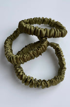 Lade das Bild in den Galerie-Viewer, Skinny Scrunchies
