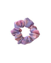 Lade das Bild in den Galerie-Viewer, Scrunchie "Berry Smooth"
