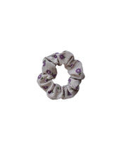 Lade das Bild in den Galerie-Viewer, Scrunchie "Violet"
