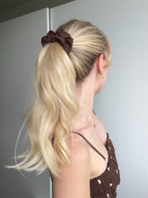 Lade das Bild in den Galerie-Viewer, Scrunchie "Mocha" Active
