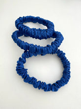Lade das Bild in den Galerie-Viewer, Skinny Scrunchies
