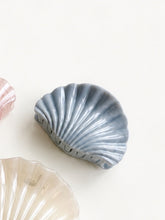 Lade das Bild in den Galerie-Viewer, Hairclaw "Ocean Muse"

