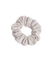 Lade das Bild in den Galerie-Viewer, Scrunchie "Lola" creme
