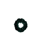 Lade das Bild in den Galerie-Viewer, Scrunchie "Cassie" forestgreen
