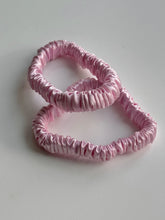 Lade das Bild in den Galerie-Viewer, Skinny Scrunchies
