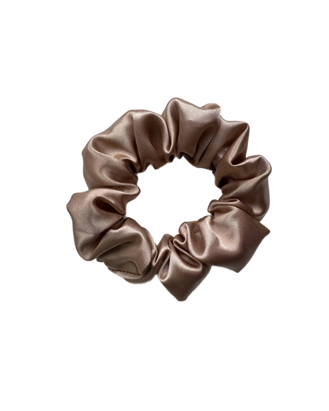 Champagne Satin Scrunchie – goldfarben, handgemacht in der Schweiz, haarschonendes Accessoire