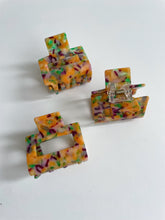 Lade das Bild in den Galerie-Viewer, Hairclaw „Tropical“
