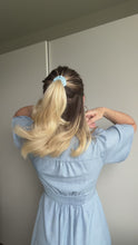 Laden und Abspielen von Videos im Galerie-Viewer, Skinny Scrunchies
