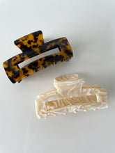 Lade das Bild in den Galerie-Viewer, Hair claw „Clarissa“ medium
