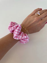Lade das Bild in den Galerie-Viewer, Scrunchie „Rosalie“
